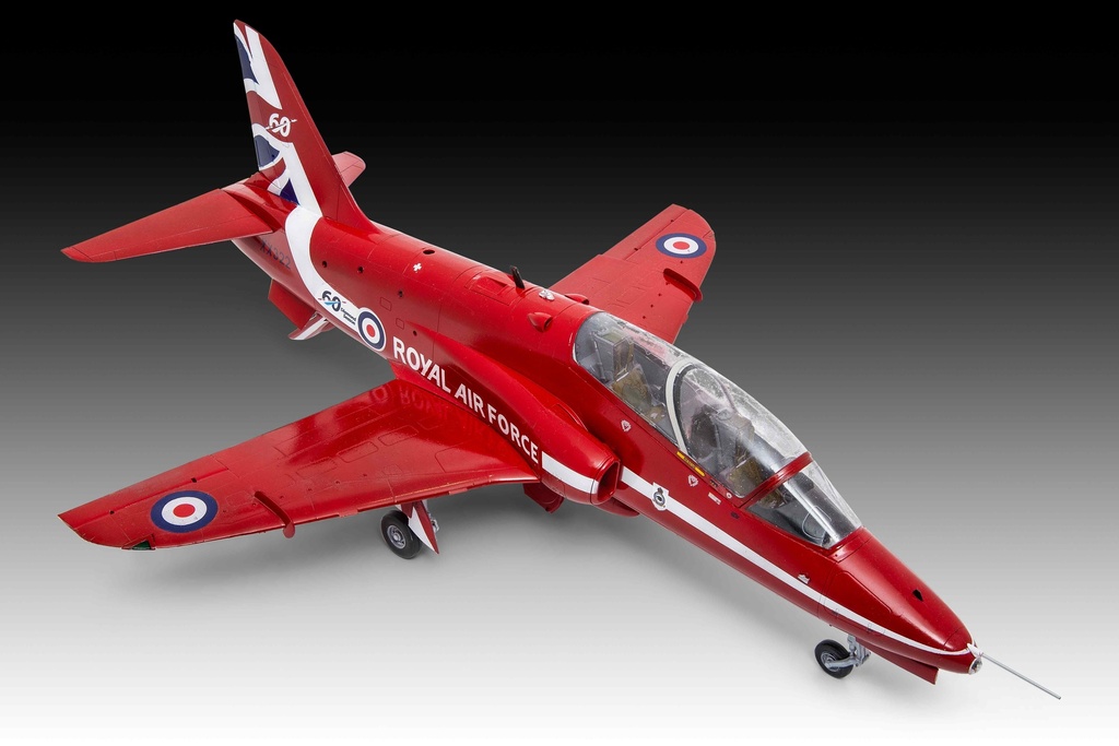 Revell 04284 - BAe Hawk T.1 Red Arrows - 1/32 - 36.8 cm long - 170 pièces