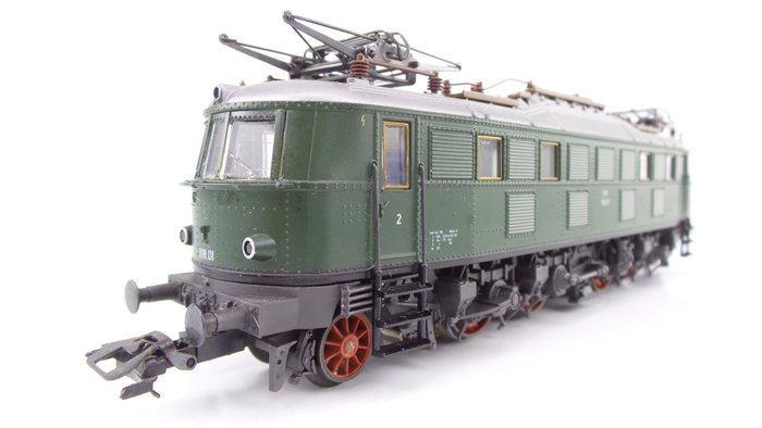 Märklin 3369 - Locomotive électrique BR 1118. - ÖBB