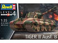 Revell 03249 - Tiger II Ausf. B - 1/35 - 29.3 cm long - 331 pièces