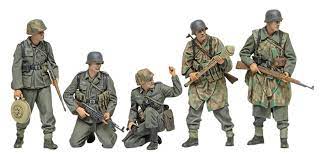 Tamiya 35382 - Military Miniatures German Infantry Set (5 personnages) - 1/35 