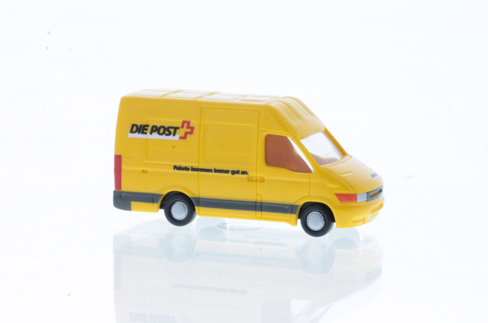 Rietze 16191 - Iveco Daily - "La Poste" - transport de paquets - 1/160  