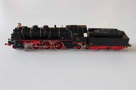 [MAR-3318] Märklin 3318 - Locomotive à vapeur BR18 4 - HO