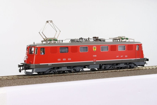 [HAG-124-Rotkreuz] HAG 124 - Locomotive Ae 6/6 (avec pilote) "Rotkreuz" - (SBB-CFF) - HO