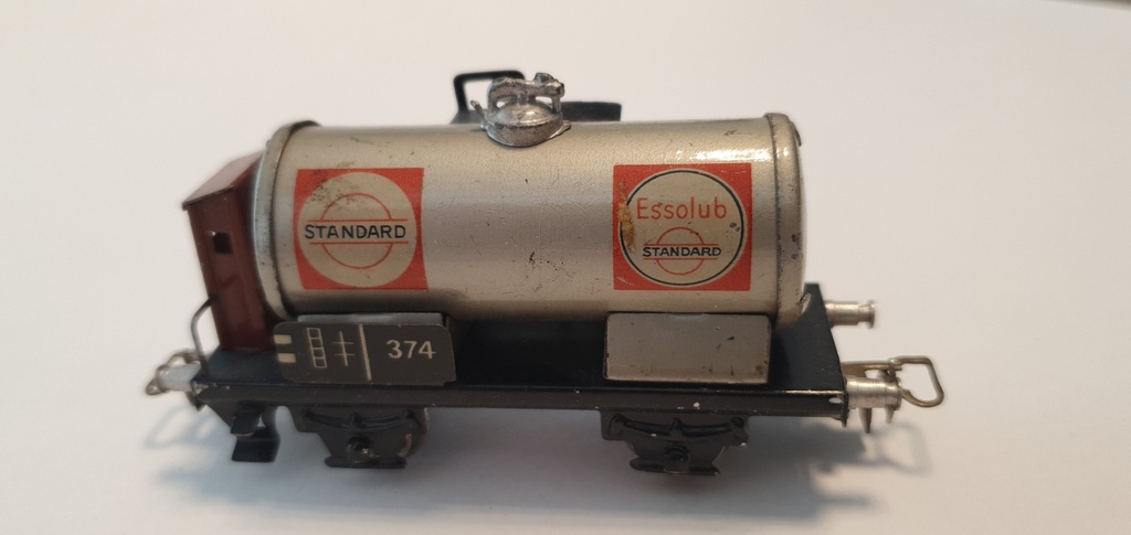 Märklin 374/3 - COLLECTOR !! - Wagon citerne Esso-Essolub-Standard - Sans boîtage - HO - (Occasion vérifiée)