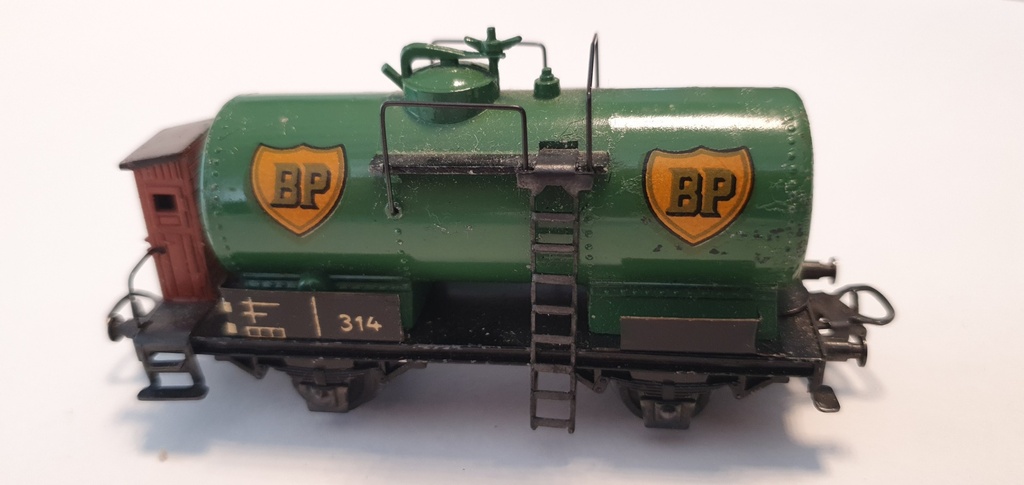 Märklin 314 - COLLECTOR !! - Wagon citerne BP - Sans boîtage - HO - (Occasion vérifiée)
