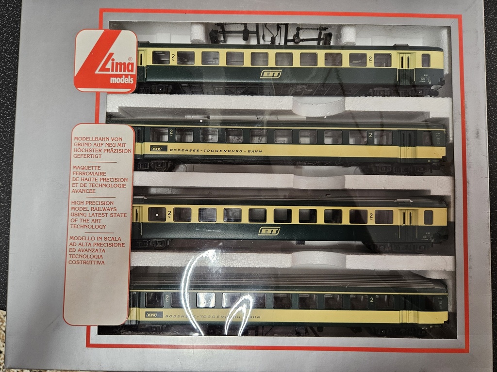 Lima 149787K - Coffret voitures voyageurs (4 pièces) - 2ème classe - Bodensee-Toggenburg-Bahn - HO