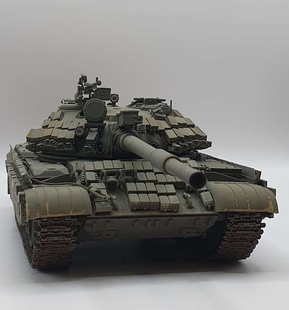 Tank Russian T-62- Modèle terminé - Réalisation de niveau professionnel - 1/35
