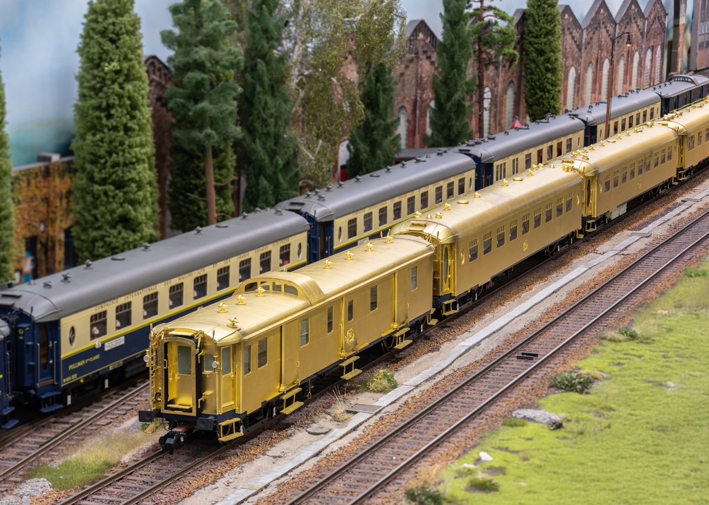 Märklin 58000 - Set de 6 voitures Pullman Edelweiss - Pour trains rapides - Avec tender séparé - De la Compagnie Internationale des Wagons-Lits - "Edelweiss" - Échelle I