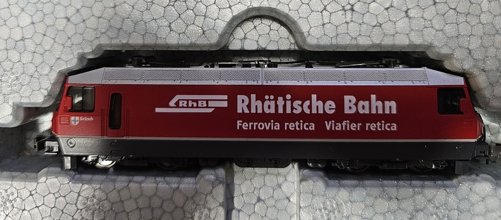 Kato - 10-2026 - Composition tractée Rhätische Bahn - "Glacier Express" - Locomotive Ge 4/4 647- 2 voitures Excellence Class - (3 éléments) - "N"