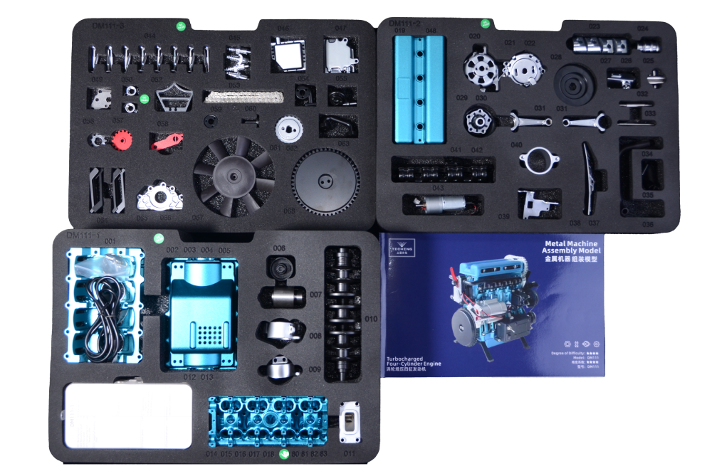 Kit en métal Teching - Moteur à 4 cylindres turbocompressé - Pièces en aluminium et acier - Accu 450 mAh - Poids : 3.9 Kg - 360+ pcs - Niveau : ★★★★☆