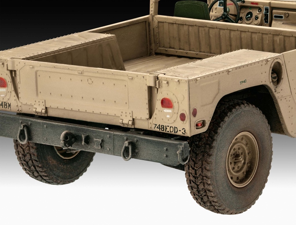 Revell 03366 - HMMWV M1097A2 - variante du véhicule à roues polyvalent à haute mobilité  - 156 pièces - 1/35