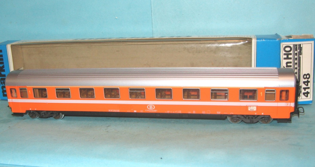 Märklin 4148 - Voiture voyageurs Eurofima - 1ère classe - SNCB - HO