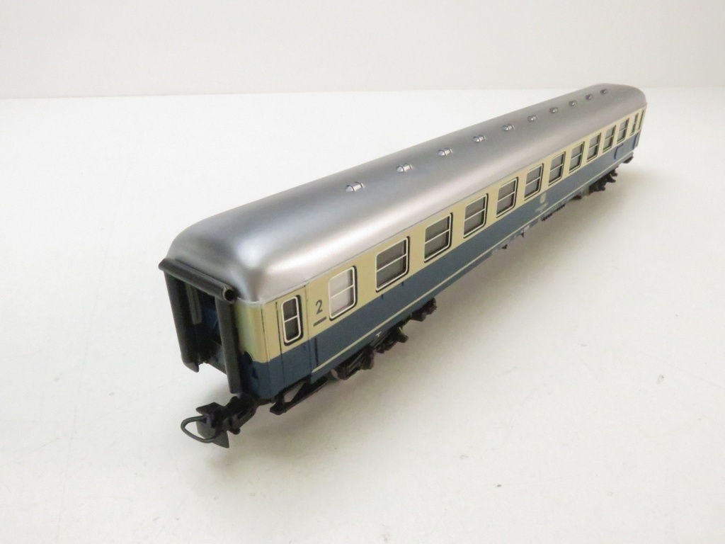 Märklin 4154 - Voiture passagers - 2ème classe - DB - HO