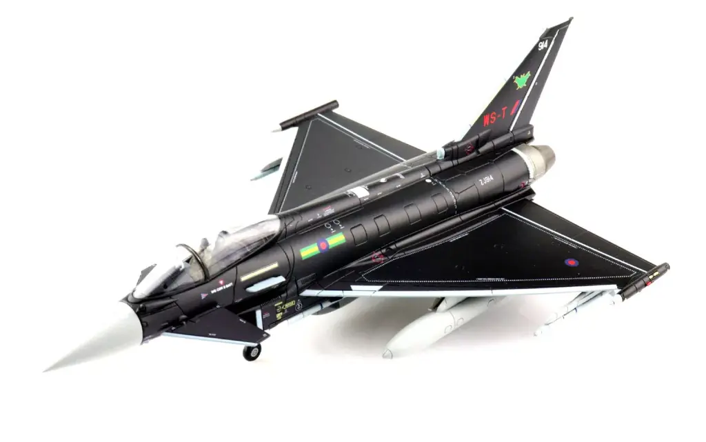 Hobby Master - Eurofighter Typhoon FGR4 "Aggressor" - Royal Air Force Lossiemouth 2020 - 1/72