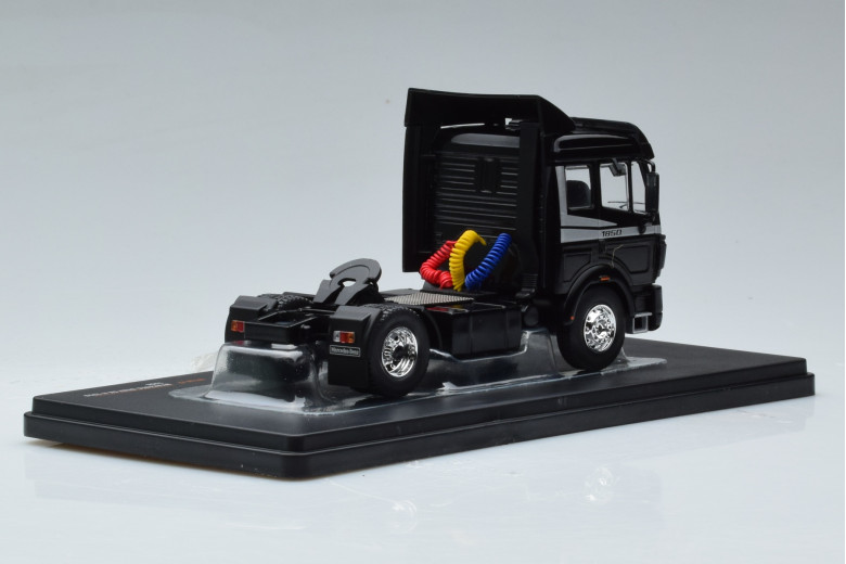 IXO - Tracteur Mercedes-Benz SK II 1850 - 1994 - 1/43