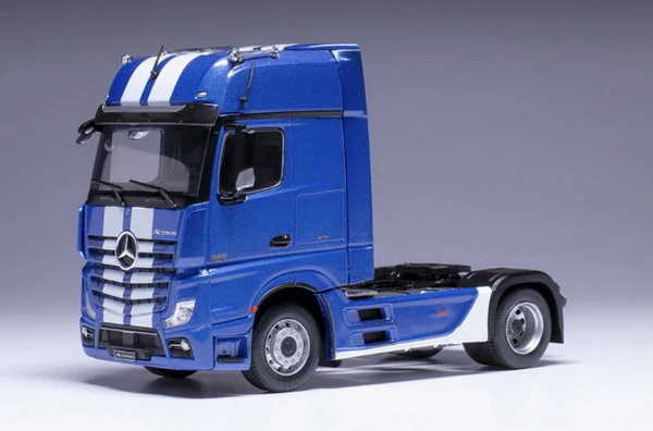 IXO - Tracteur Mercedes-Benz Actros MP4 - 1/43