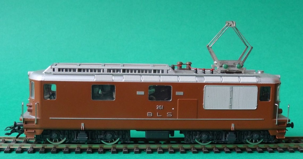 HAG 181 - Locomotive Re 4/4 - BLS N° 261 - HO