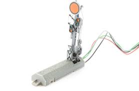 Fleischmann 6200 - Signal d'avertissement à panneau mobile et feux - HO