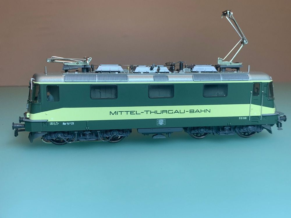 HAG 176 - Locomotive Re 4/4II - MthB - HO
