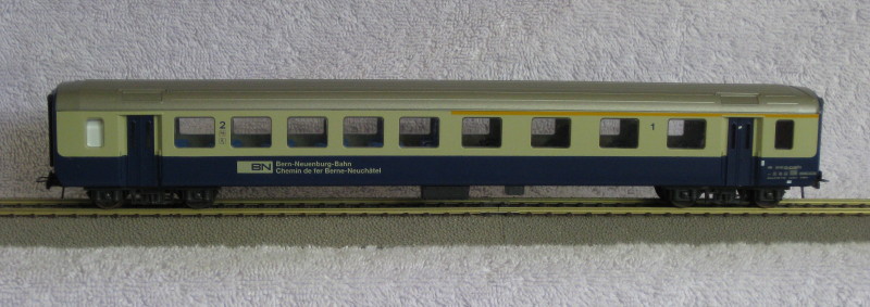 HAG 493 BN Wagon voyageurs standard - 1ère et 2ème classe - HO (DC)   
