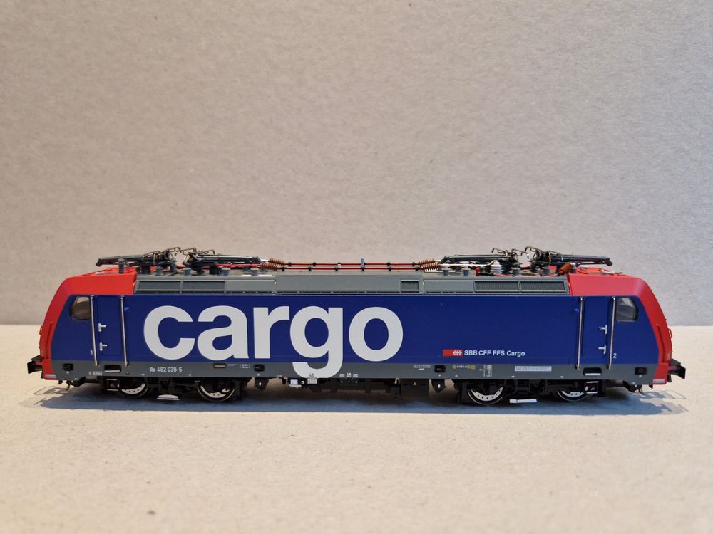 Roco 62506 - Locomotive électrique Re 482 039-5 "Cargo" SBB - HO