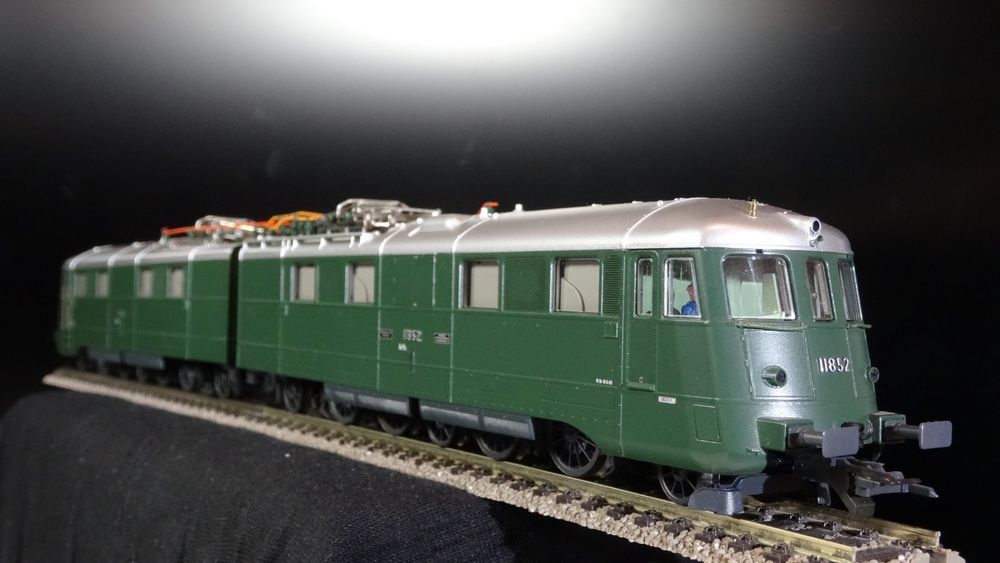 Roco 43770 - Locomotive électrique Ae 8/14 - SBB - 11852- (DC) - HO 