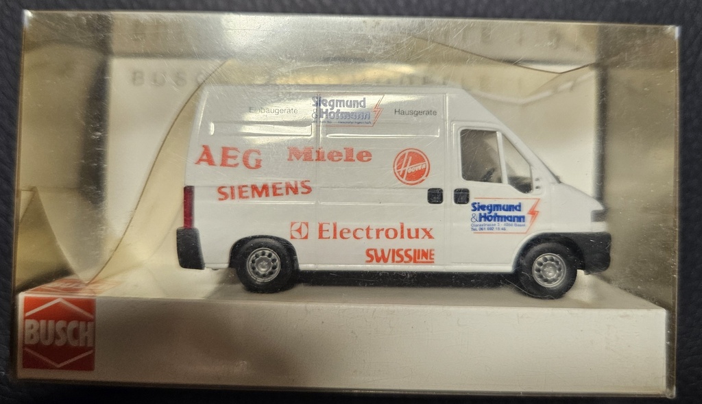 Busch 47399 - Mini Bus publicitaire - HO 