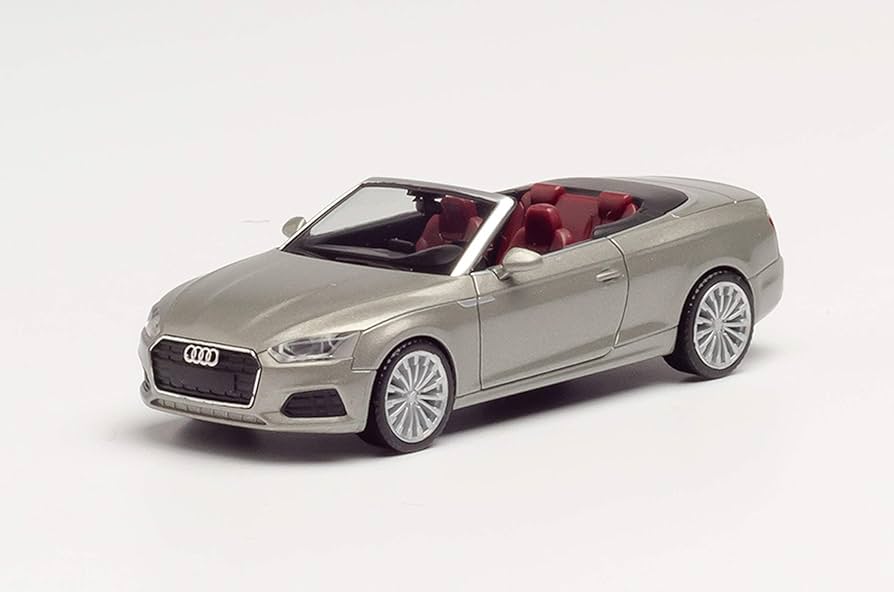 Herpa 038768-002 - Audi A5 Cabrio - Champagne - 1/87 