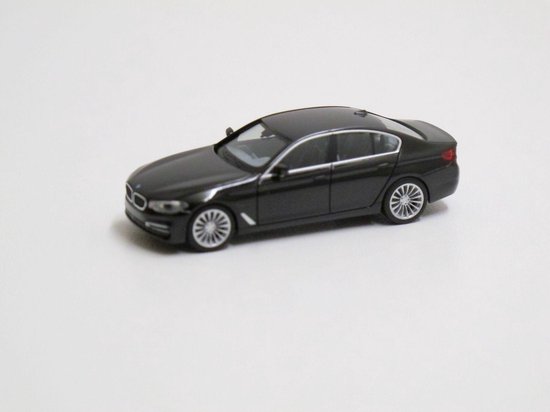 Herpa 420372 - BMW 5er Limousine TM - Noire - 1/87   