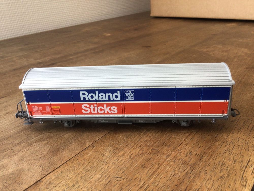 Roco 46395 - Wagon Marchandises "Roland Sticks"  SBB-CFF - HO 