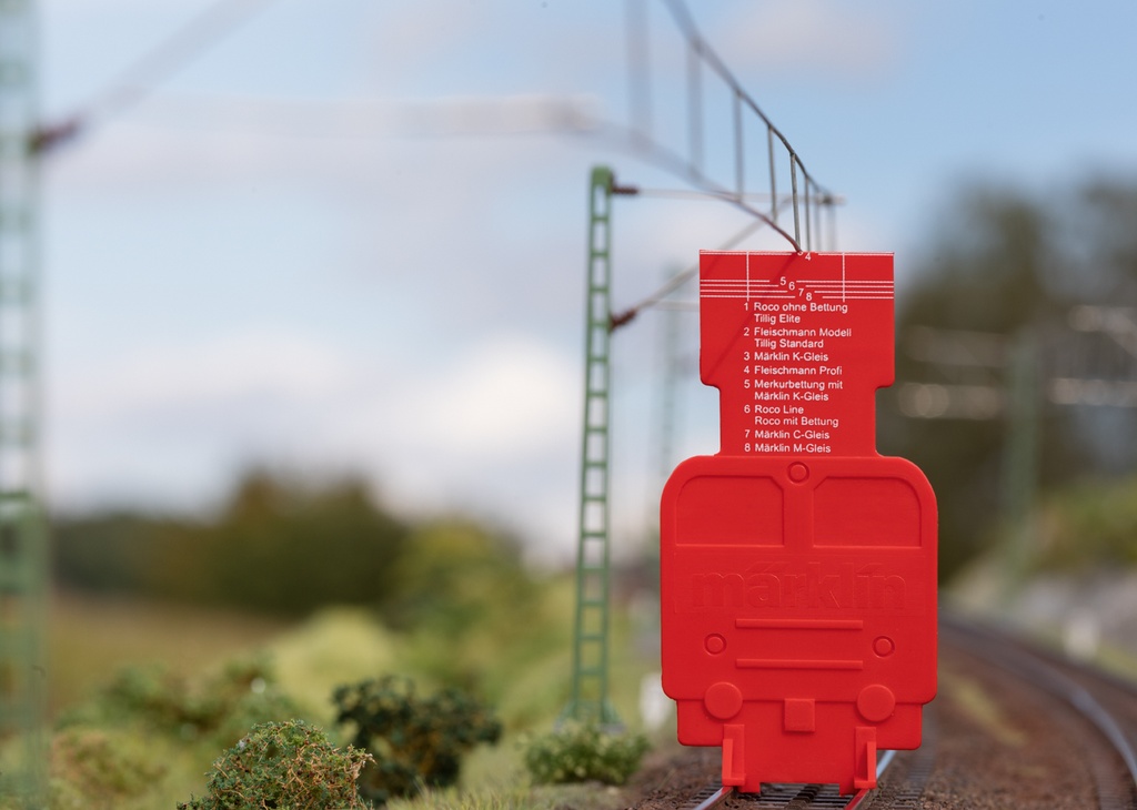 Märklin 70012 - Gabarits de montage de caténaire (5 pièces) - HO
