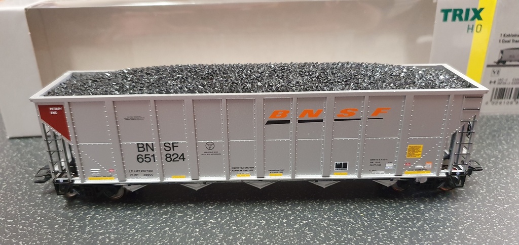 Trix 24911-03 - Wagon transporteur de charbon - Burlington Northern Santa Fe (BNSF) - HO
