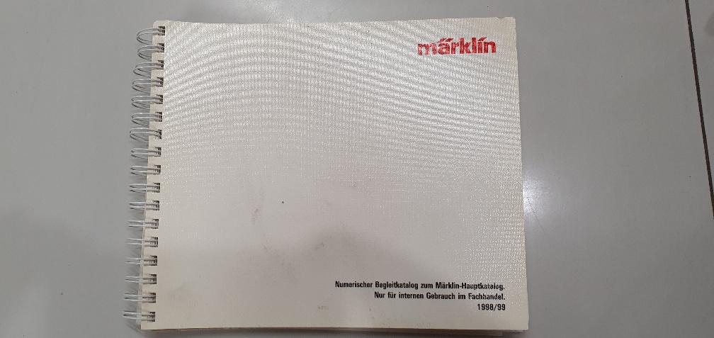 Catalogue Märklin 1998/99 pour détaillants - État correct - (Occasion vérifiée)