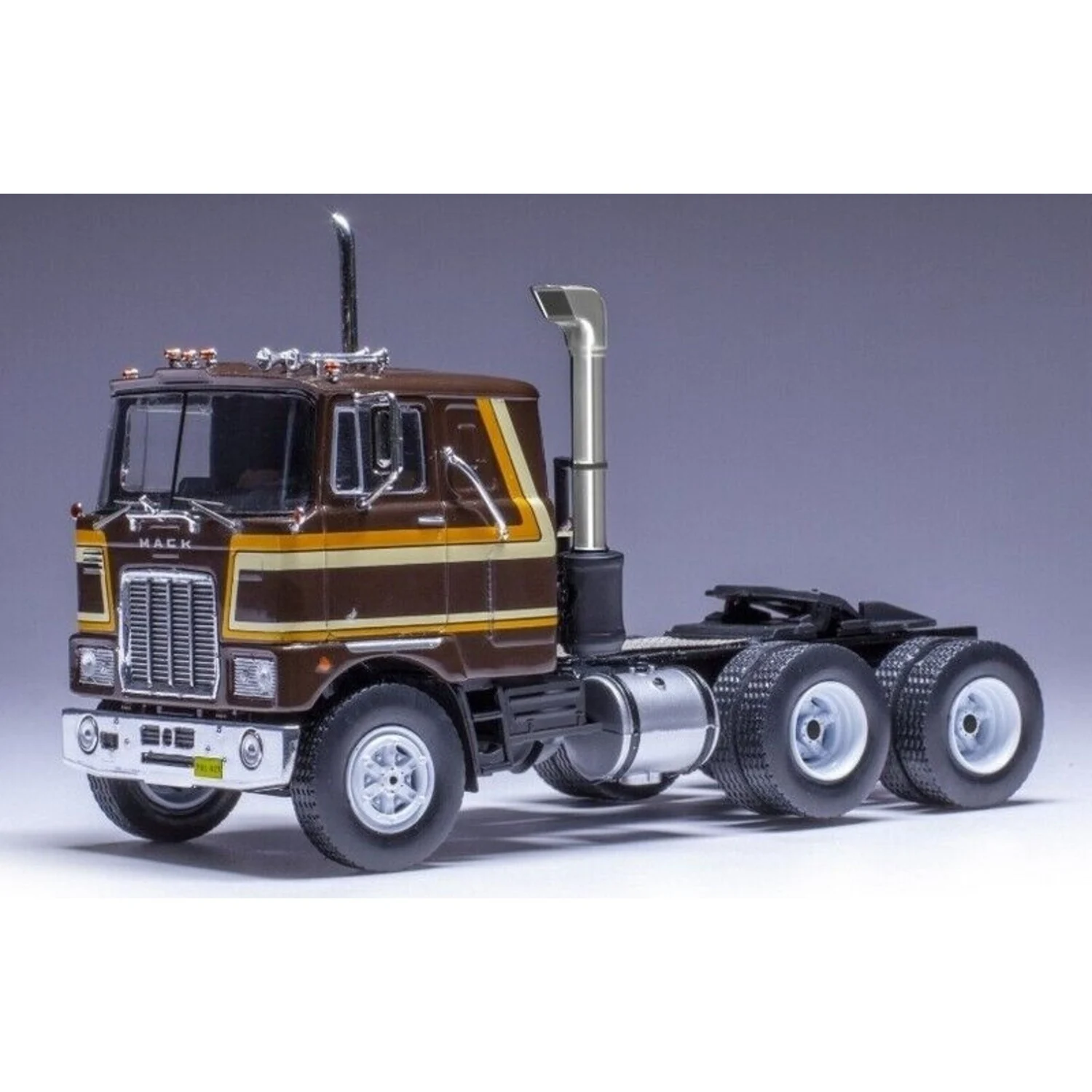 IXO - Tracteur MACK Serie F - 1977 - 1/43
