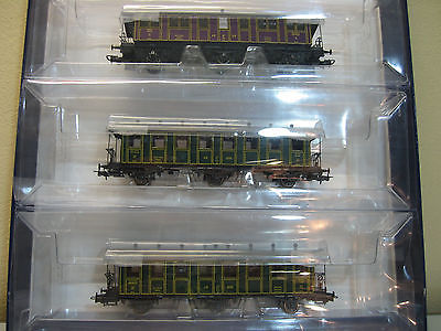 Liliput L350134 - Set de 3 Oldtimer Wagen - Jura-Simplon Bahn - HO
