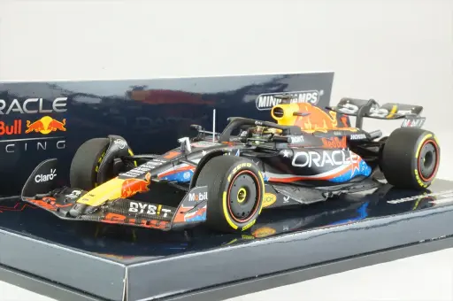 [MIN-410231901] Minichamps - Oracle Red Bull Racing RB19 -  Winner Austin GP 2023 - #1 - Max Verstappen - 1/43
