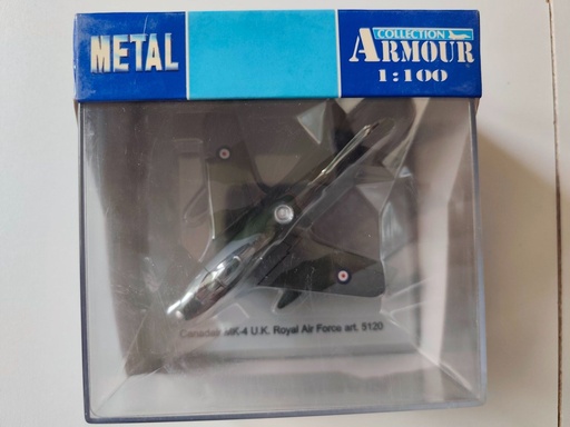 [OKAZ-ARM-5120] Armour Collection - Canadair MK-4 U.K. - Royal Air Force - 1/100 - (Occasion vérifiée - Emballage légèrement défraîchi)