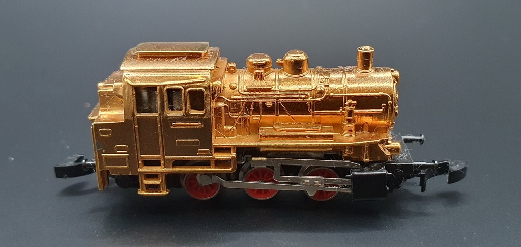 [MIN-8800] Mini-Club 8800 Spéciale Or - "La première en Or" - Locomotive à vapeur - Carrosserie en or - Modèle de 1972 - Avec son emballage d'origine , texte en français - Z - (Très RARE modèle d'occasion, vérifié)