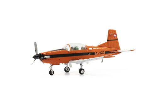 [ACE-85.001717] ACE - Pilatus PC-7 - A-932 - Couleurs d'origine Orange - 1/72