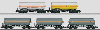 [MAR-46456] Märklin 46456 - coffret de 5 Wagons spéciaux pour le transport produits gazeux - DB - HO