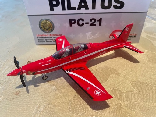 [ACE-85.001409] ACE - Pilate PC-21 -106 - avec pilotes 1/72 - Edition Limitée "Swiss Air Force"