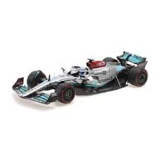 [MIN-62.110222163] Minichamps - Mercedes-AMG Petronas Formula One Team F1 W13 E Performance - G. Russell - Winner Brasilian GP 2022 - 1/18