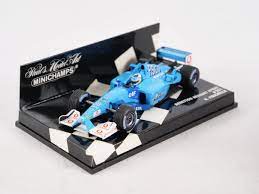 [MIN-400 010008] Minichamps - Benetton Renault Sport B201 - J. Button - 1/43  