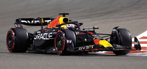 [MIN-62.110221901] Minichamps - Oracle Red Bull Racing RB18 -  Winner United States GP 2022 - Max Verstappen - 1/18 