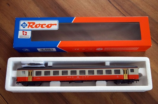 [ROC-45313] Roco 45313 - Voiture voyageurs 2ème classe "Swiss Express" - SBB-CFF-FFS - HO   