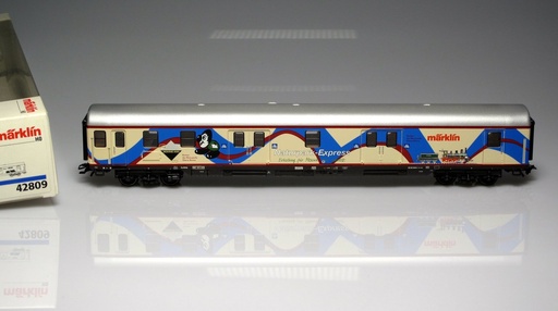 [MAR-42809] Märklin 42809 - Voiture "supérieur" à vélo Donautal Naturpark Express - DB - version multicolore - HO   