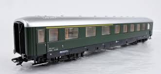 [MAR-43217] Märklin 43217 - Voiture voyageurs pour train rapide - 1ère et 2éme classe - ÖBB - HO      