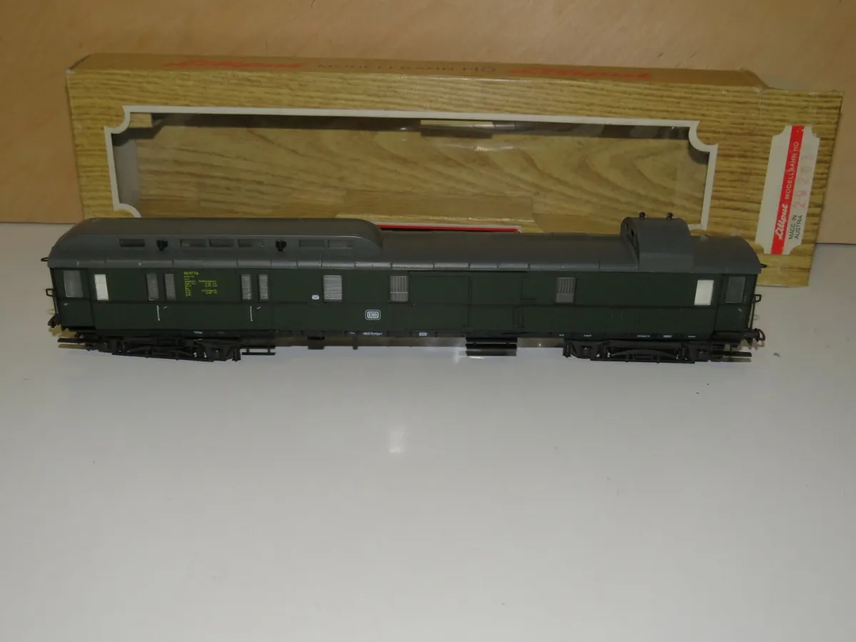 [LIL-292 03] Liliput 292 03 - Wagon pour le transport des Bagages 100 017 5tg - DB - HO    