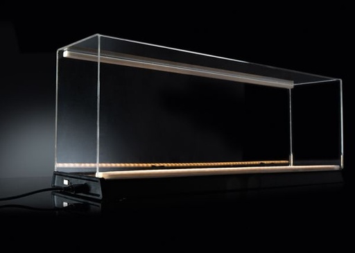 [MAR-59961] Märklin 59961 - Vitrine d'exposition connectée (Wi-Fi) - Longueur maximale de la locomotive  70 cm et longueur totale d'environ 73,2 cm - Echelle I