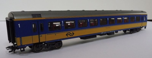 [MAR-4264] Märklin 4264 - Voiture interurbaine à couloir central de type ICR-B10 - 1ère classe - NS - HO